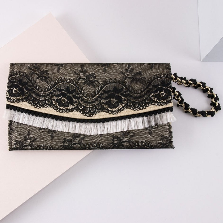 Bolso de encaje negro perla