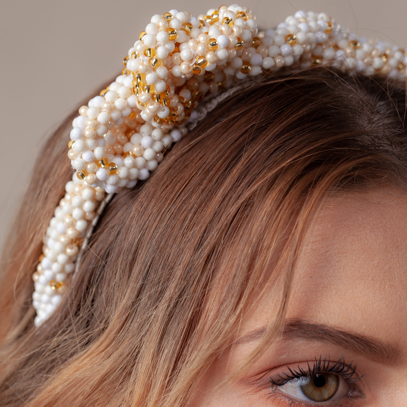 Diadema AMAIA blanca y ambar