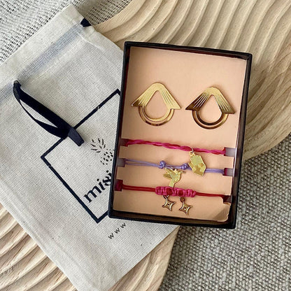 Conjunto de pendientes y pulseras