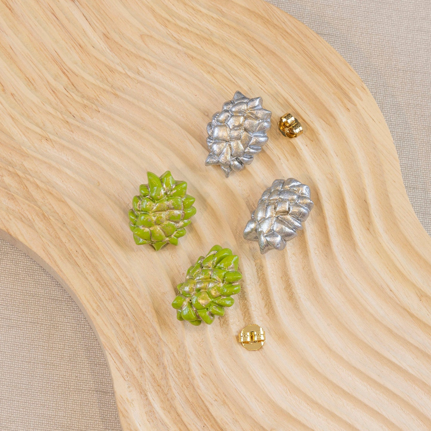 Pendientes pequeños PIÑA de porcelana