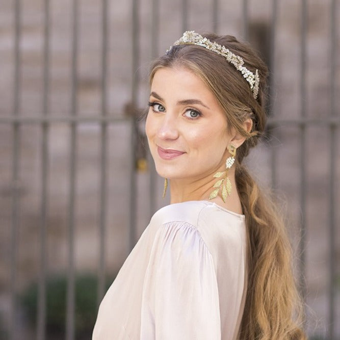 Pendientes Acacia con piedras oro perla