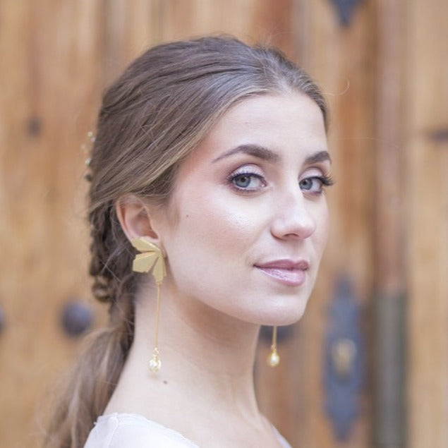 Pendientes espiga perla oro