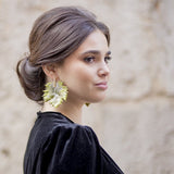 Pendientes largos hoja de arce metalizada oro