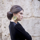 Pendientes largos hoja de arce metalizada oro