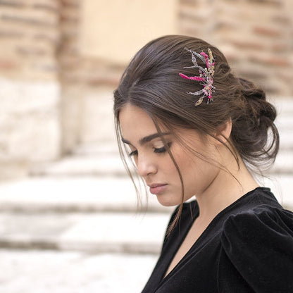 Alquiler de tocado peineta Joya fucsia