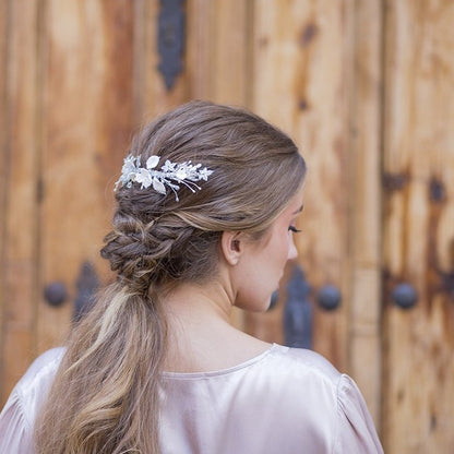 Peineta universe blanco y plata