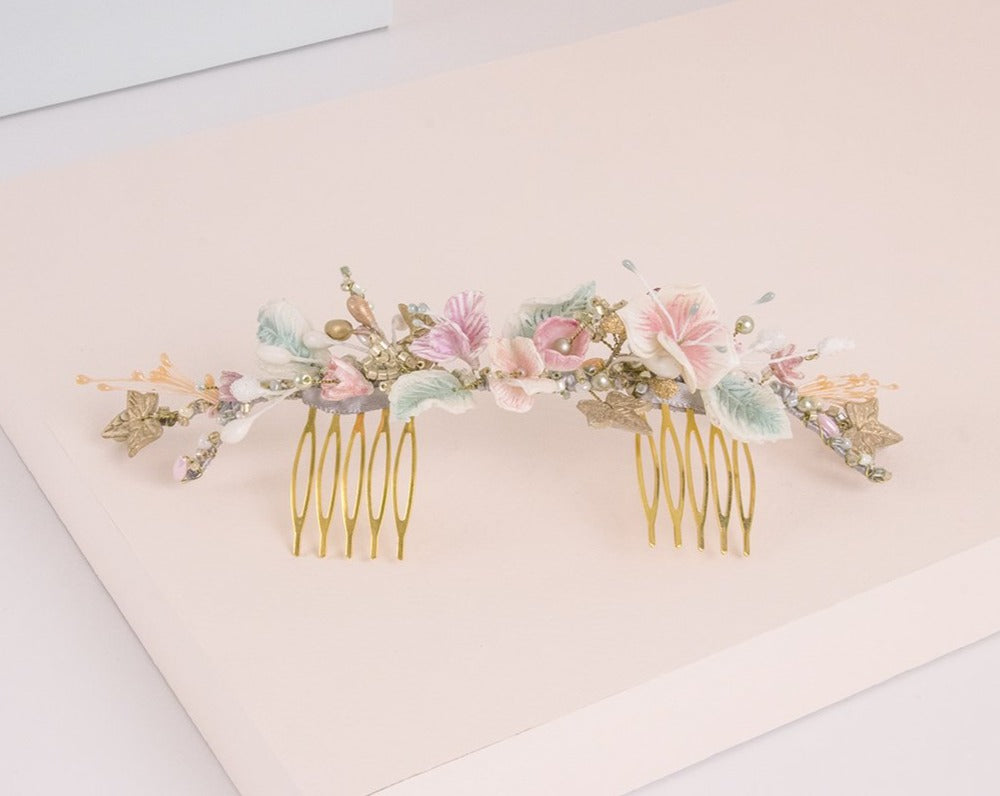 Peineta universe pastel y oro