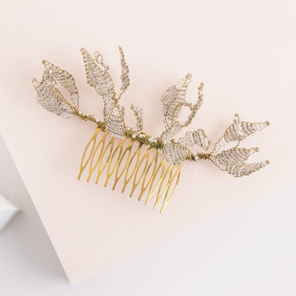 Peineta Orchid oro y blanco