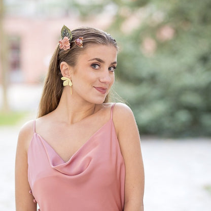 Peineta porcelana flor de tabaco coral y oro