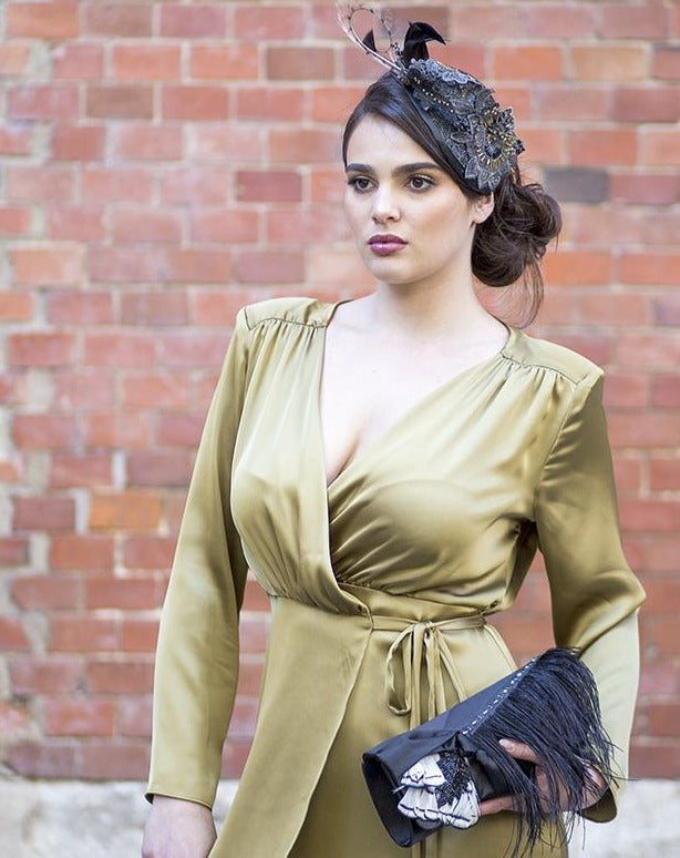 Alquiler de Tocado Tropic guipur negro