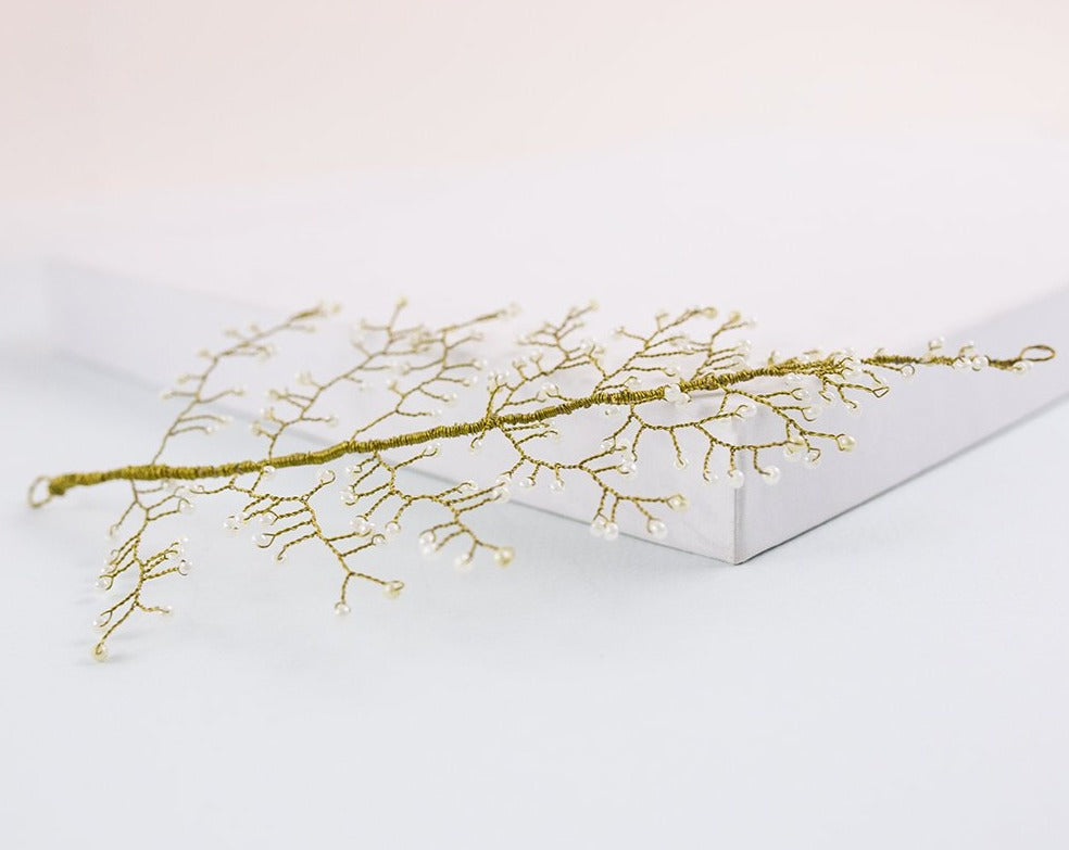 Tocado joya martinica oro y blanco