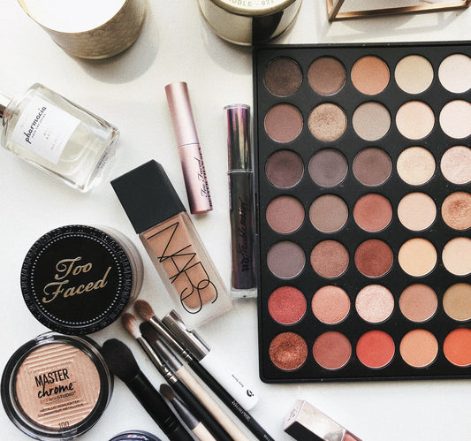 Reserva de maquillaje y peinado (España)